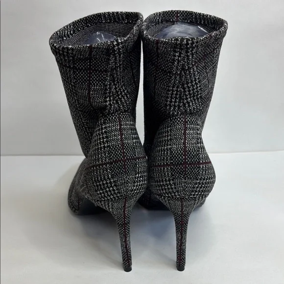 FINAL! NWOT! Charles David Black Red and Gray Tweed Plaid Spike Heeled Boots - Picture 4 of 9